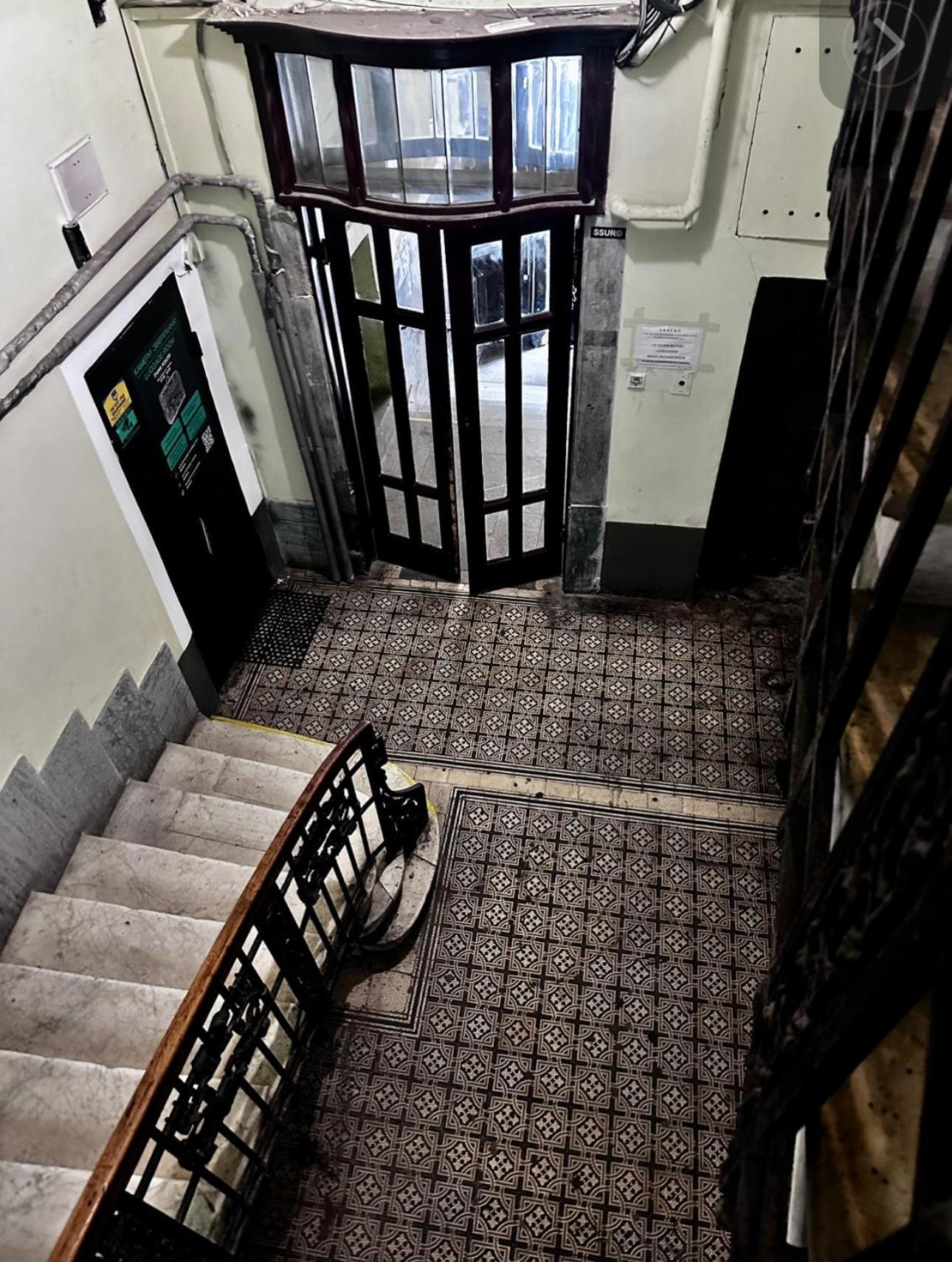 Gallery 21